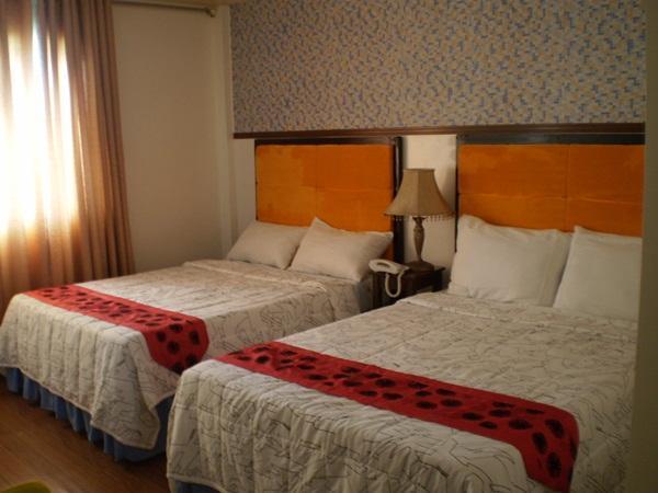 Regal Plaza Hotel Nabua Esterno foto